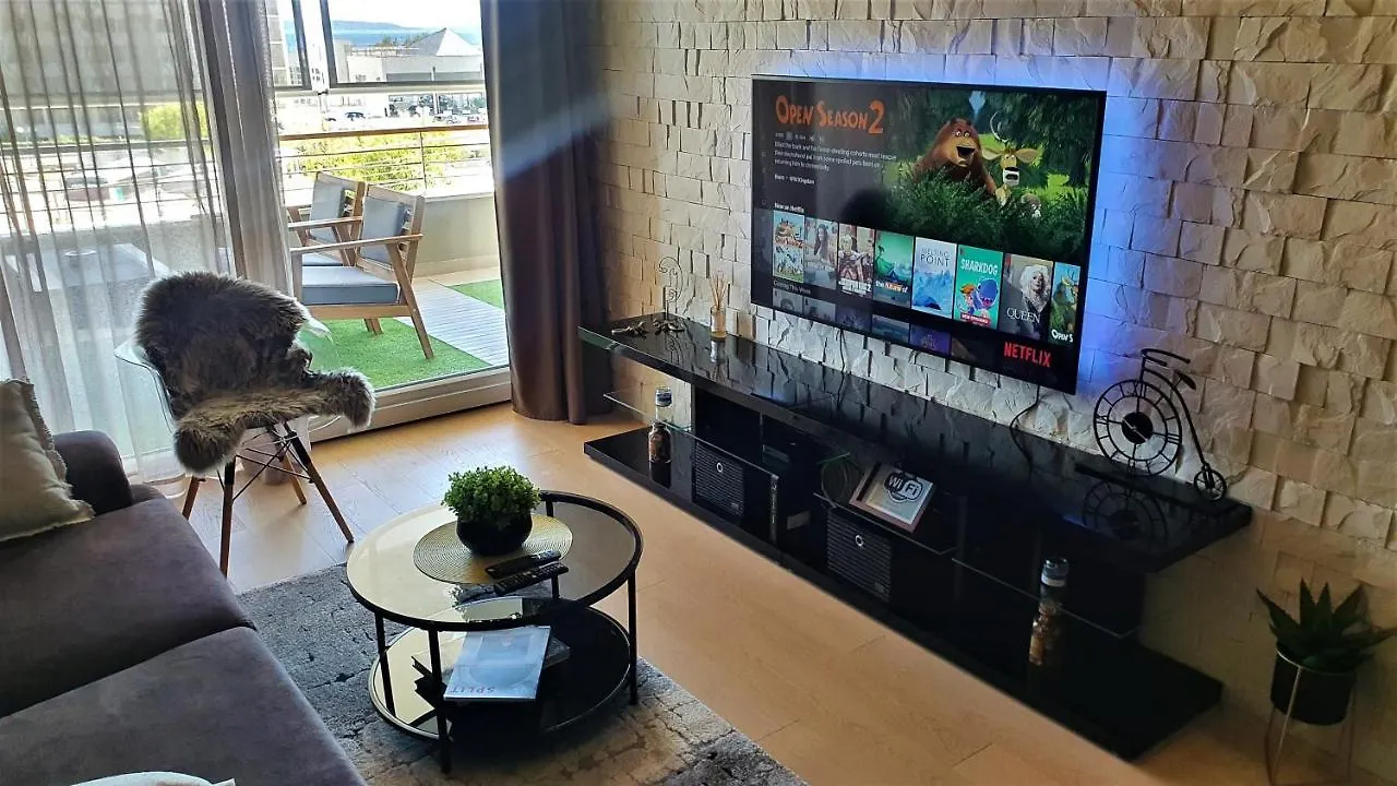 Luxury Apartment 4Seasons With Garage Split 0*,  Croatia